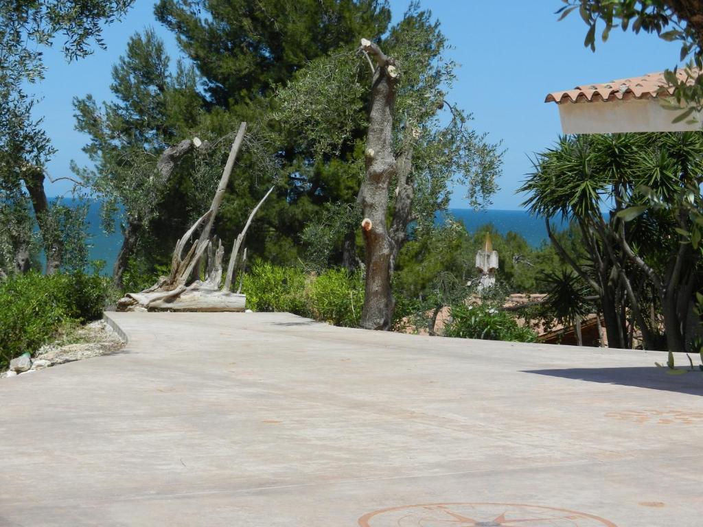 Tenuta Molino Di Mare- Ecoresort Con Villini Rodi Garganico Exterior photo